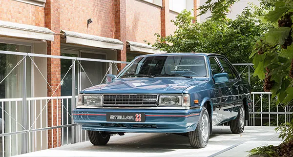 La nueva campaña Heritage de Hyundai Motor celebra el legado de STELLAR y SONATA