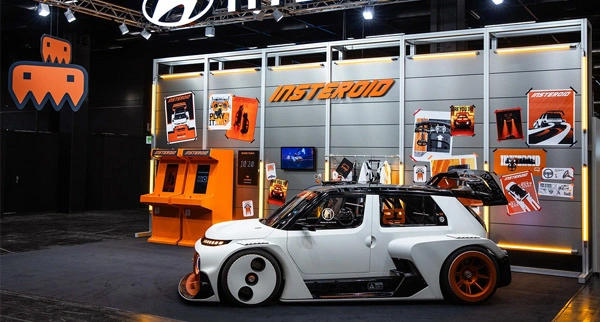 (Image 1) Hyundai Motor INSTEROID Retro Arcade game, gamescom 2025
