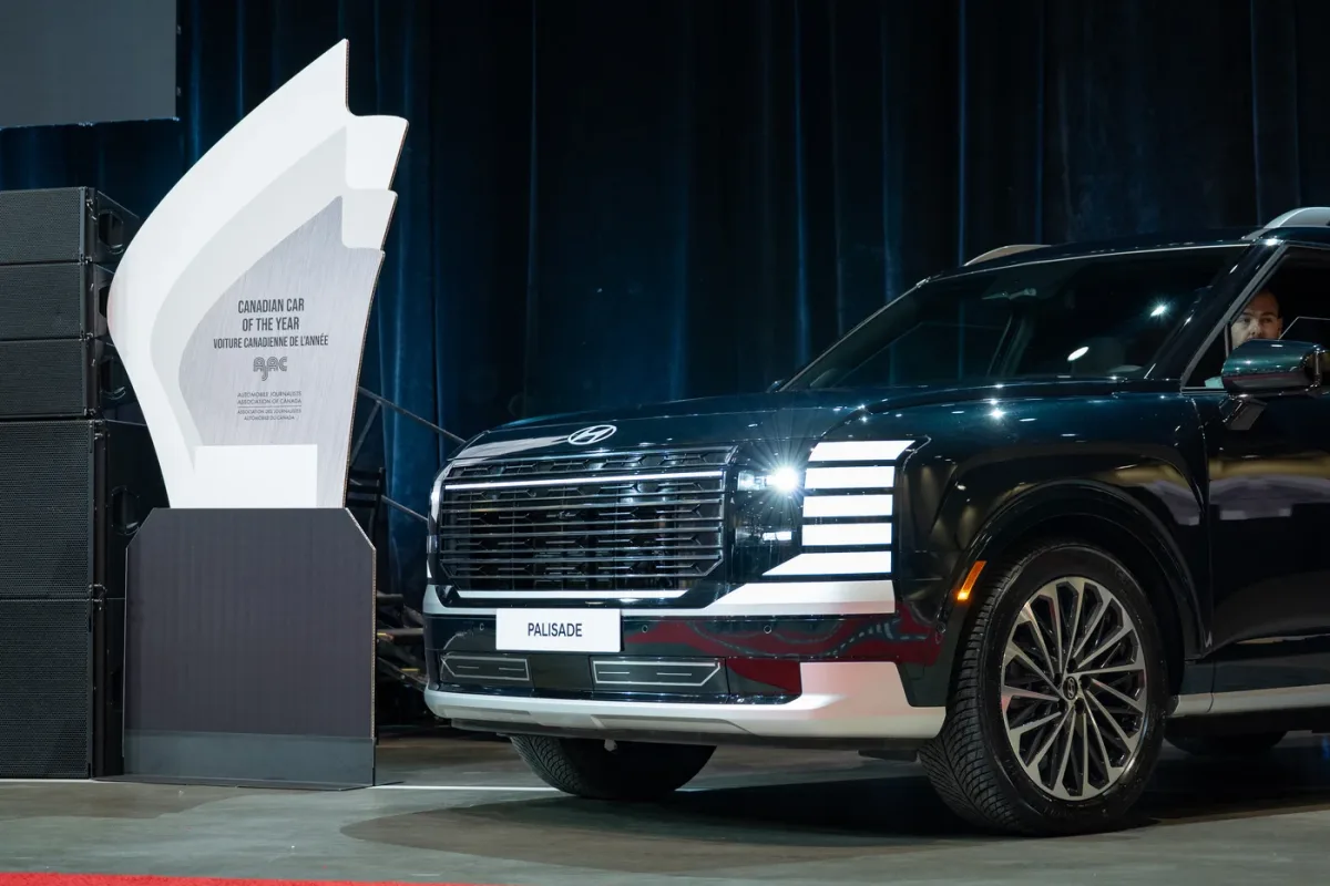 Hyundai PALISADE coronado Vehículo Utilitario Canadiense del Año 2026