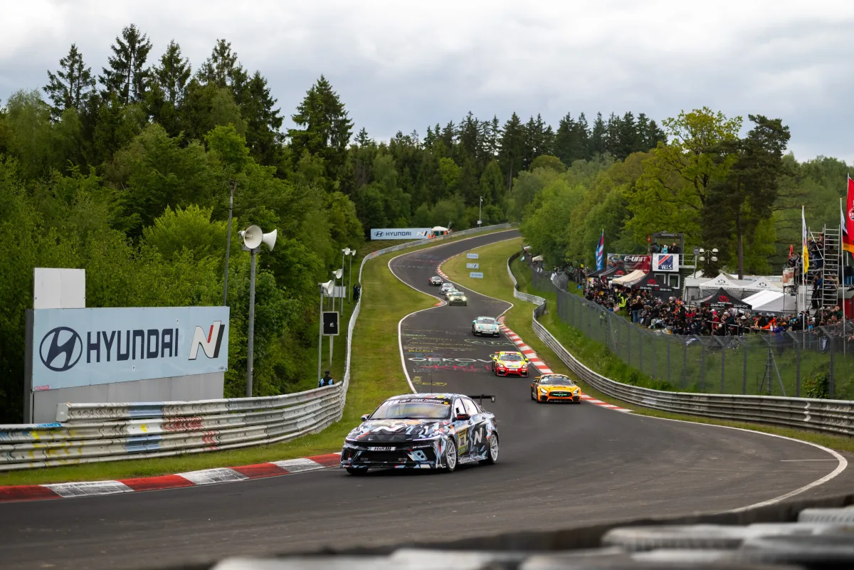 Hyundai Motor logra su sexta victoria consecutiva en la clase TCR en la carrera de 24 horas de Nürburgring 2026