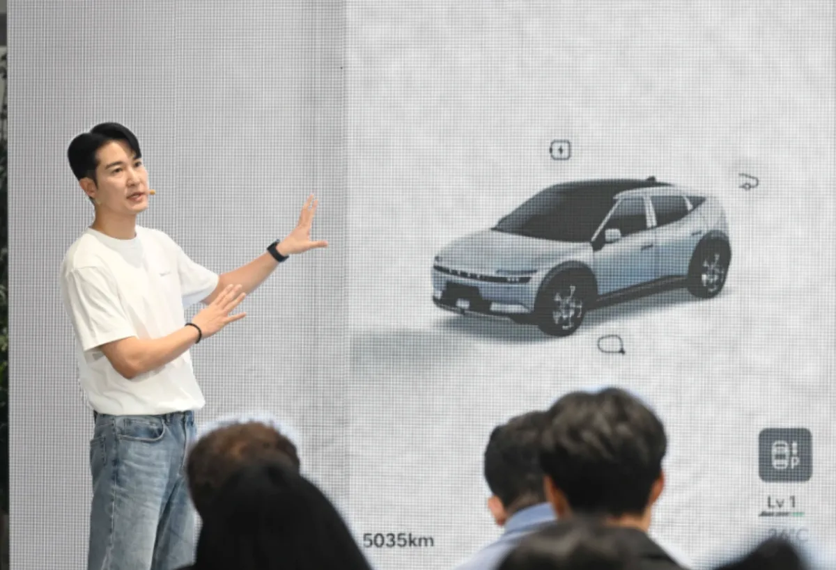 Changsub Kim presenta la experiencia de usuario de Pleos Connect en el día de prensa